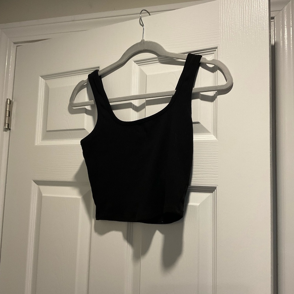 Black Sleeveless Women's Top